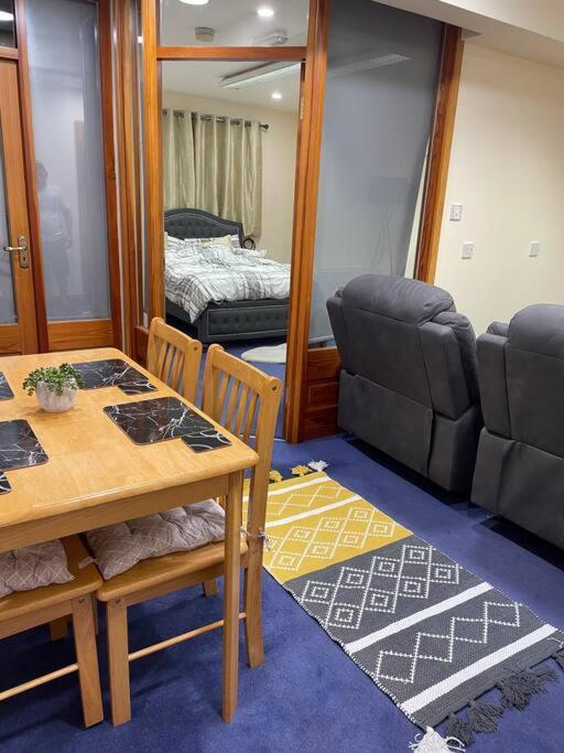 Lovely 3 Bedroom Apartment In Банкрана Экстерьер фото